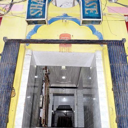 Grg Shanti Guest House Varanasi Near Manikarnika Ghat Esterno foto