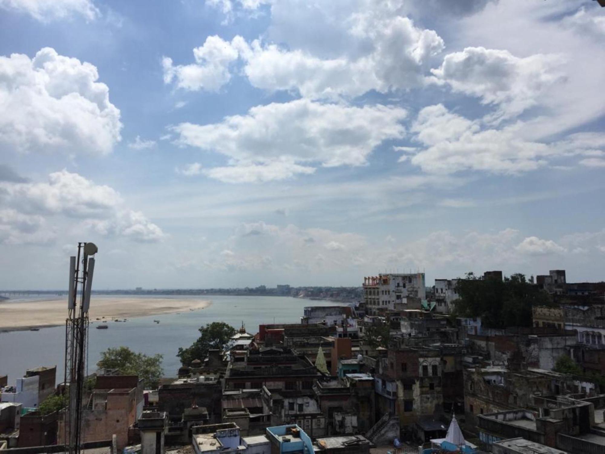 Grg Shanti Guest House Varanasi Near Manikarnika Ghat Esterno foto