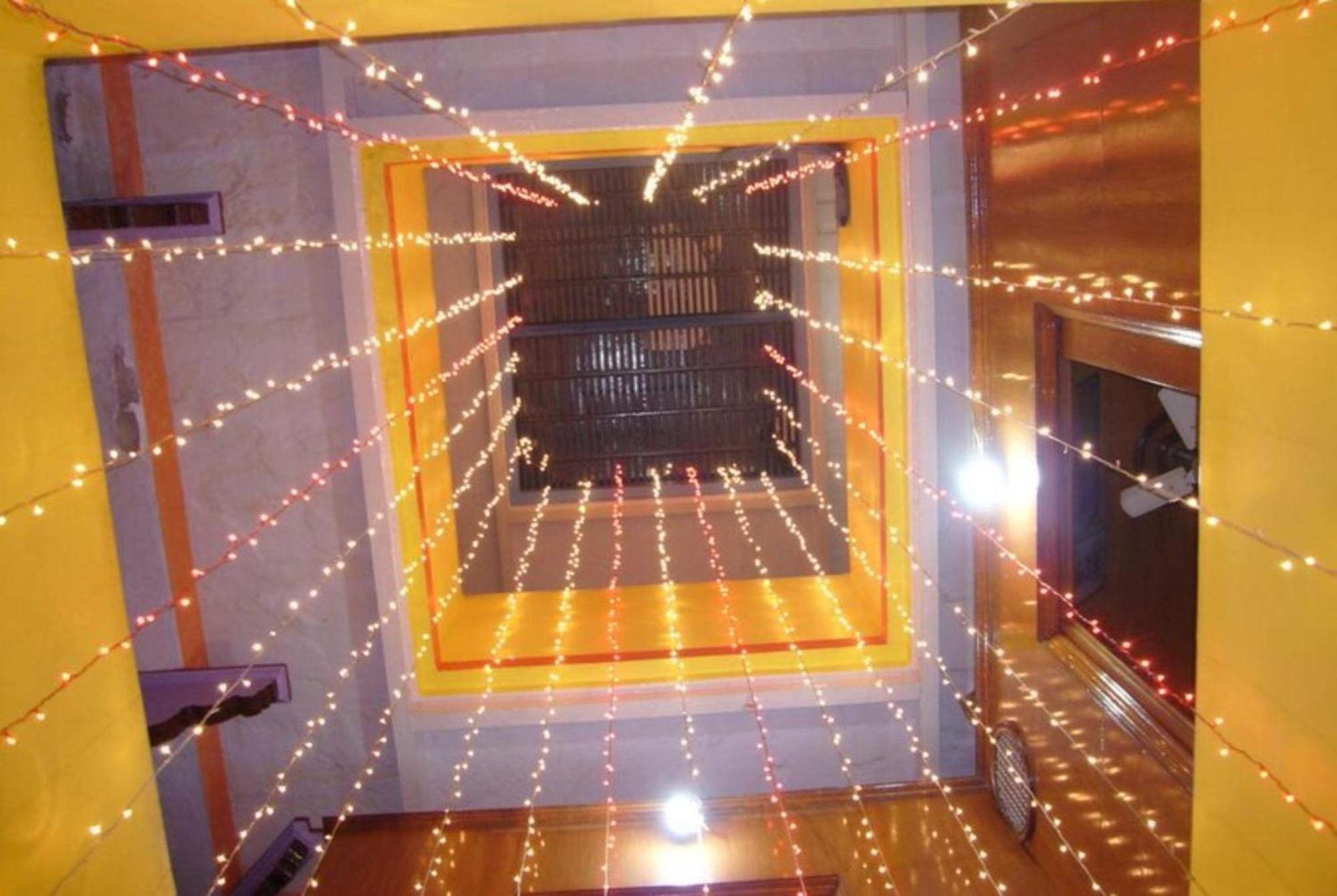 Grg Shanti Guest House Varanasi Near Manikarnika Ghat Esterno foto